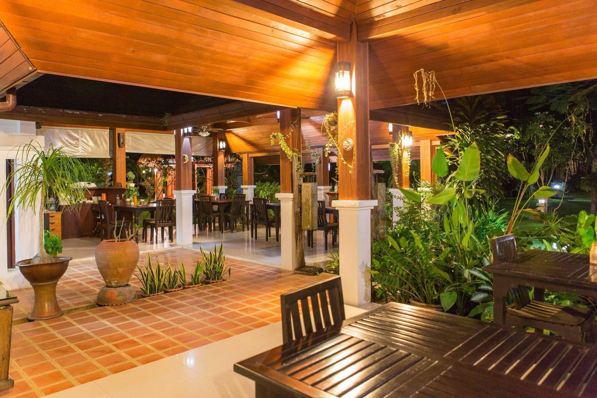 Easy Time Resort Laem Sai Beach Dış mekan fotoğraf